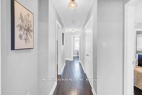 Photo 28 at 53 Gallant Place, Vellore Village, Vaughan