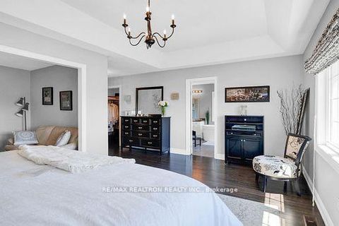 Photo 35 at 53 Gallant Place, Vellore Village, Vaughan