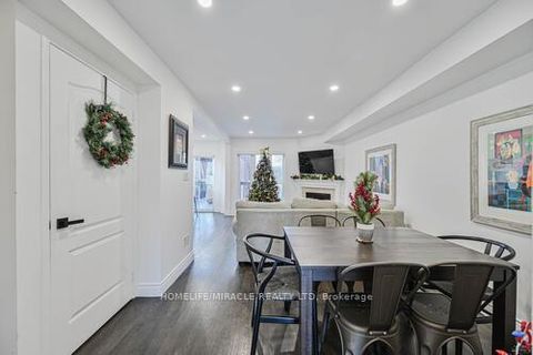 Photo 9 at 190 Deepsprings Crescent, Vellore Village, Vaughan