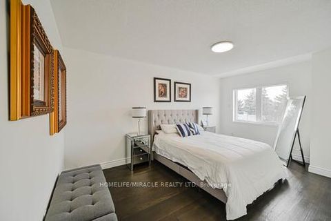 Photo 25 at 190 Deepsprings Crescent, Vellore Village, Vaughan