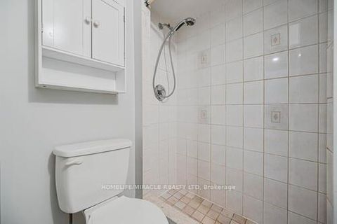 Photo 42 at 190 Deepsprings Crescent, Vellore Village, Vaughan