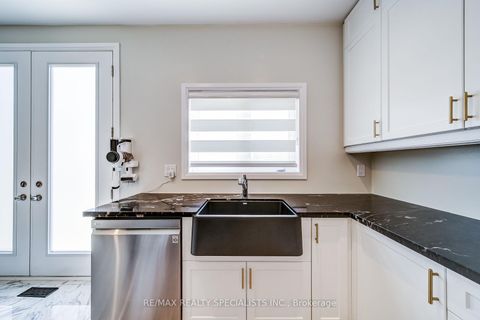 Photo 21 at 1698 Corsal Court, Alcona, Innisfil