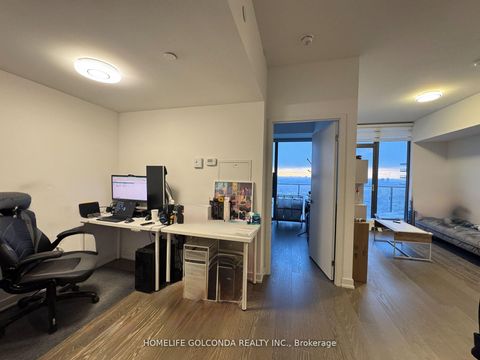 Photo 10 at 4006 - 11 Wellesley Street W, Bay Street Corridor, Toronto