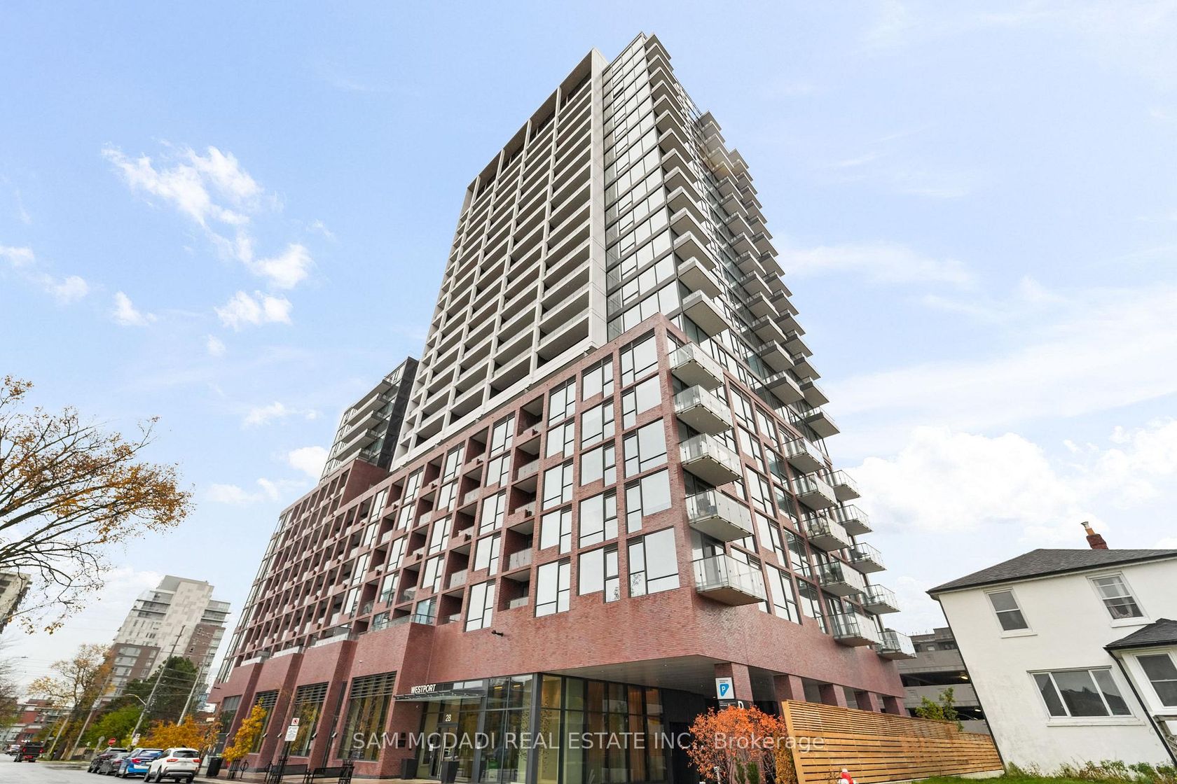 813 - 28 Ann Street, Port Credit, Mississauga 