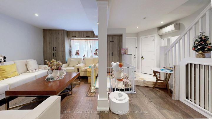 Photo 7 at 72 Mann Avenue, Mount Pleasant East, Toronto