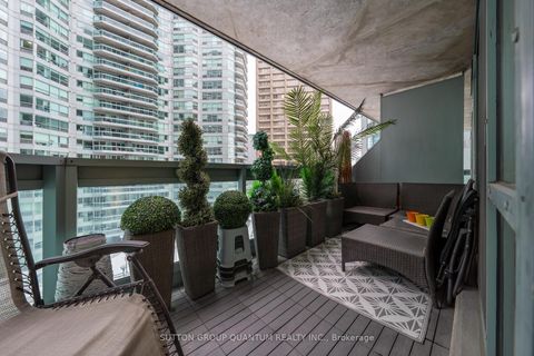 Photo 21 at 814 - 10 Queens Quay W, Waterfront Communities C1, Toronto