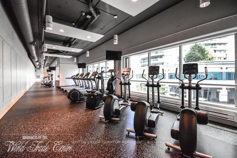 Photo 31 at 814 - 10 Queens Quay W, Waterfront Communities C1, Toronto