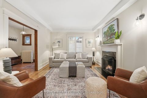 Photo 5 at 187 Grenadier Road, Swansea, Toronto