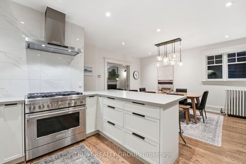 Photo 14 at 187 Grenadier Road, Swansea, Toronto
