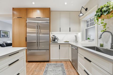 Photo 15 at 187 Grenadier Road, Swansea, Toronto