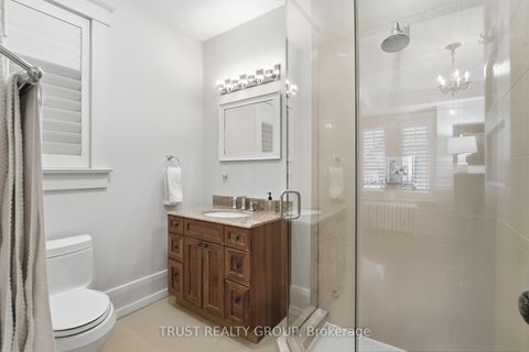 Photo 25 at 187 Grenadier Road, Swansea, Toronto