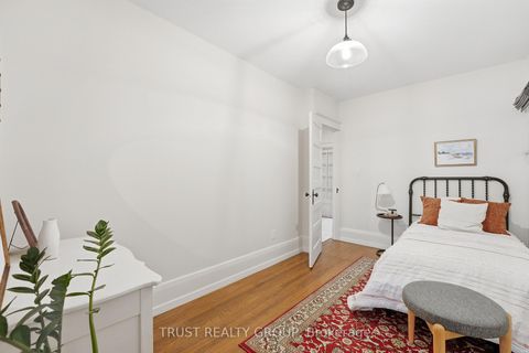 Photo 31 at 187 Grenadier Road, Swansea, Toronto