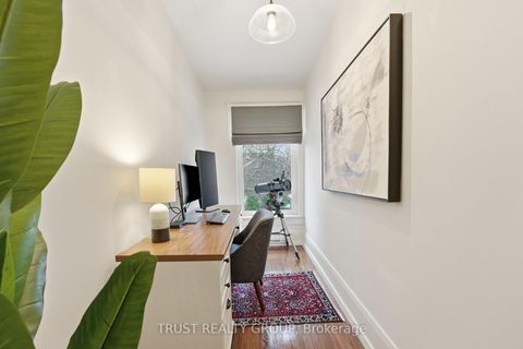 Photo 32 at 187 Grenadier Road, Swansea, Toronto