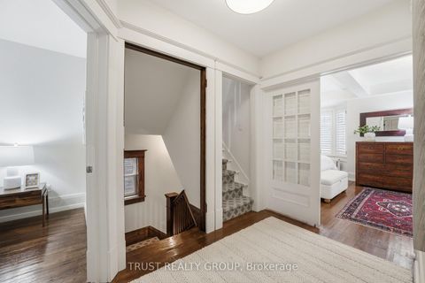 Photo 33 at 187 Grenadier Road, Swansea, Toronto