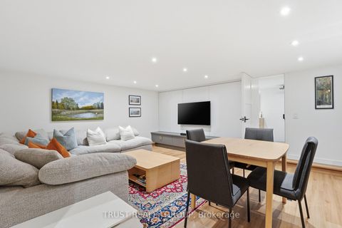 Photo 42 at 187 Grenadier Road, Swansea, Toronto