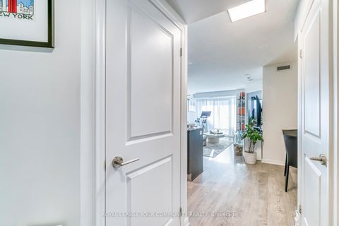 Photo 5 at 612 - 125 Western Battery Road, Niagara, Toronto