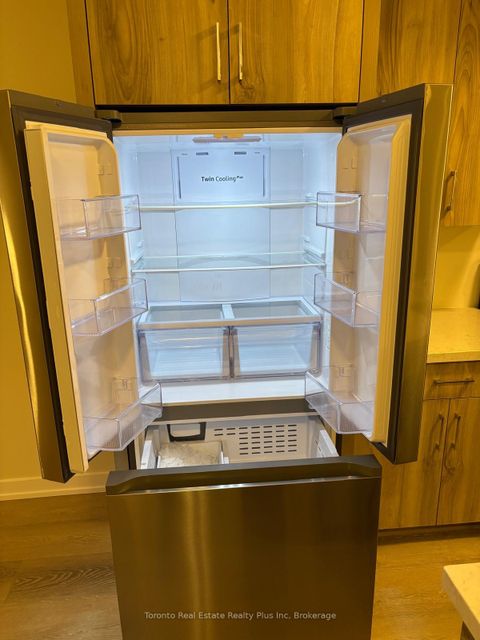 Photo 5 at 1341 Kaniv Street, NW Northwest, Oakville