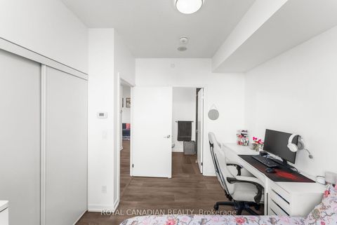 Photo 17 at 1010 - 56 Forest Manor Road, Henry Farm, Toronto