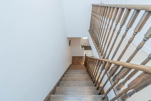 Photo 13 at 99 Huguenot Road, GO Glenorchy, Oakville