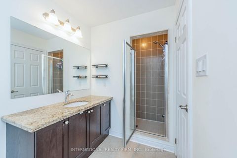 Photo 17 at 99 Huguenot Road, GO Glenorchy, Oakville