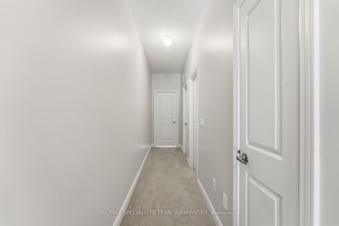 Photo 22 at 8 Tarmola Park Court, Humber Summit, Toronto