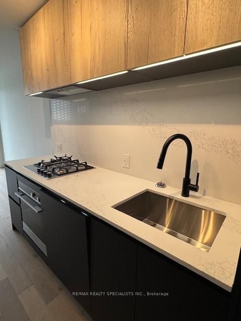 Photo 4 at 609 - 2625 Dundas Street W, Junction Area, Toronto