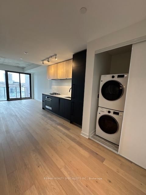 Photo 16 at 609 - 2625 Dundas Street W, Junction Area, Toronto