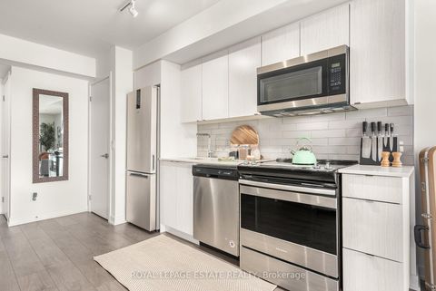 Photo 7 at 317 - 1401 O'Connor Drive, Parkview, Toronto