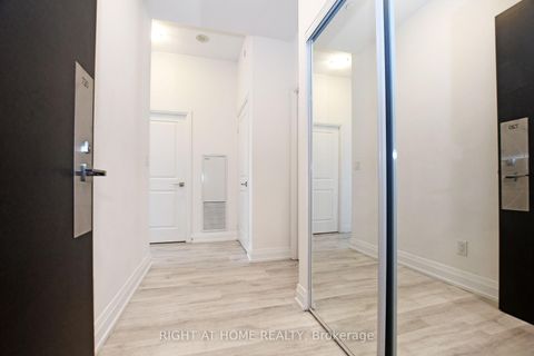 Photo 6 at 720 - 3600 HWY 7 Road, Vaughan Corporate Centre, Vaughan