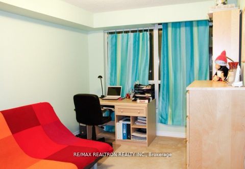 Photo 15 at 309 - 60 Disera Drive, Beverley Glen, Vaughan