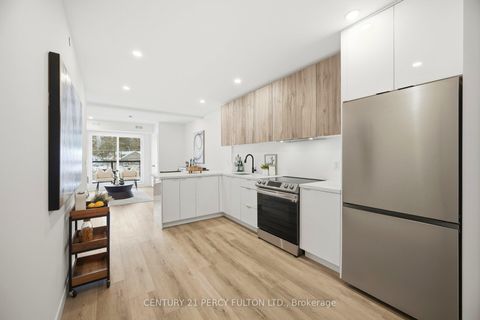 Photo 7 at 204 - 61 Orchard Park Drive, West Hill, Toronto