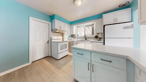 Photo 13 at 35 Westhumber Boulevard, Clairville, Toronto