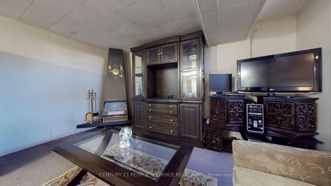 Photo 35 at 35 Westhumber Boulevard, Clairville, Toronto