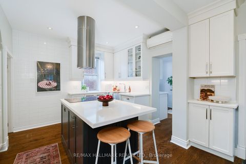 Photo 7 at 22 Sharpe Street, Cliffside, Toronto