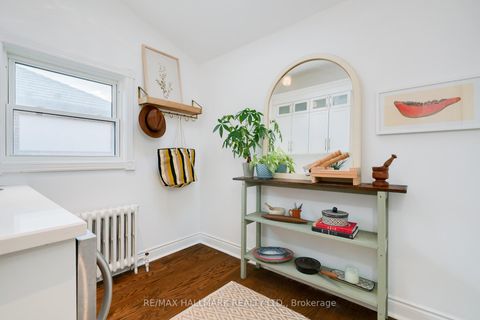 Photo 9 at 22 Sharpe Street, Cliffside, Toronto