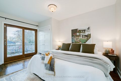 Photo 12 at 22 Sharpe Street, Cliffside, Toronto