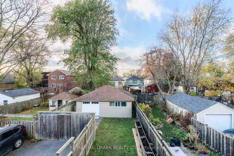 Photo 15 at 22 Sharpe Street, Cliffside, Toronto