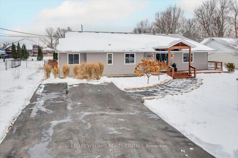 Photo 1 at 207 South Channel Drive, Keswick South, Georgina