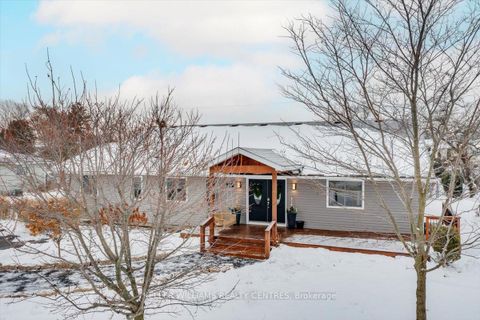 Photo 6 at 207 South Channel Drive, Keswick South, Georgina