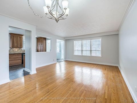 Photo 3 at 98 Mount Olive Drive, Jamestown, Toronto