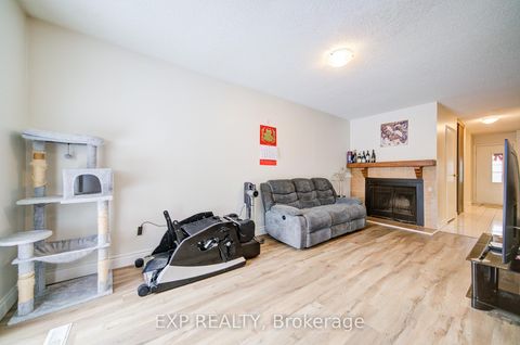 Photo 7 at 12 Sadlee Cove Crescent, Milliken, Toronto