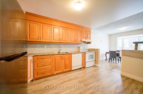 Photo 12 at 12 Sadlee Cove Crescent, Milliken, Toronto