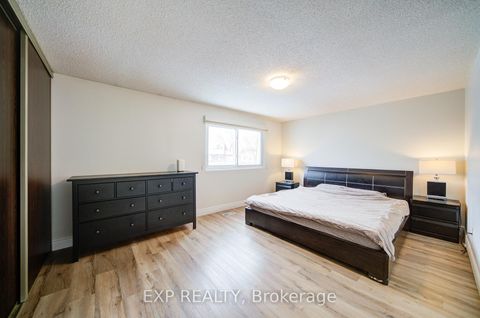 Photo 17 at 12 Sadlee Cove Crescent, Milliken, Toronto