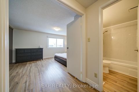 Photo 18 at 12 Sadlee Cove Crescent, Milliken, Toronto