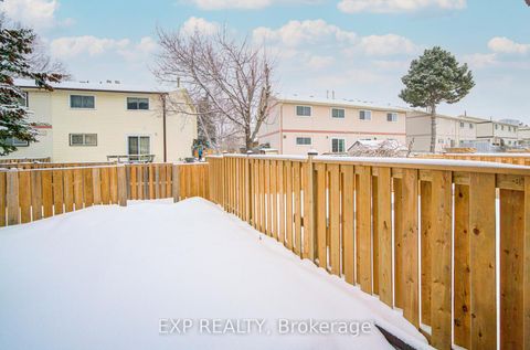 Photo 30 at 12 Sadlee Cove Crescent, Milliken, Toronto