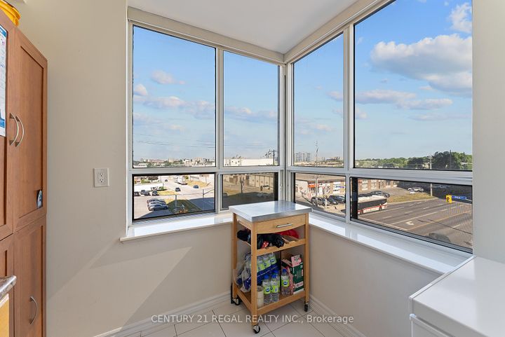 Photo 13 at 603 - 115 Omni Drive, Bendale, Toronto