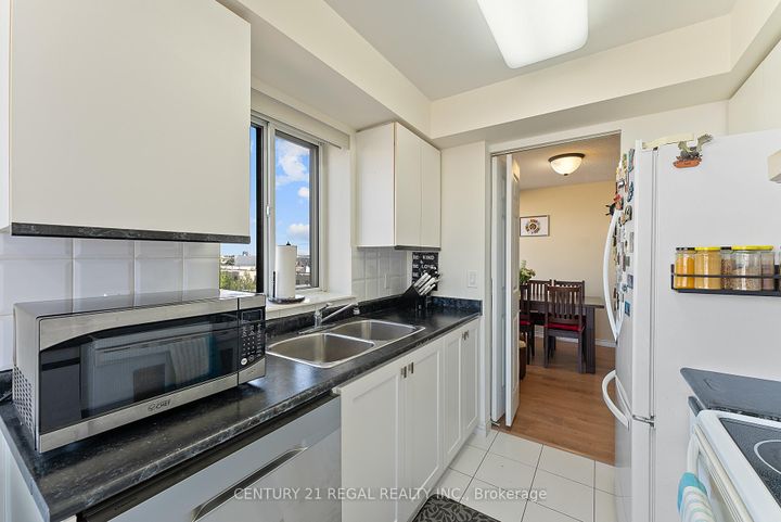 Photo 16 at 603 - 115 Omni Drive, Bendale, Toronto