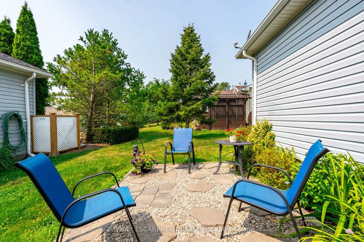 Photo 31 at 136 Glenariff Drive, Rural Flamborough, Hamilton