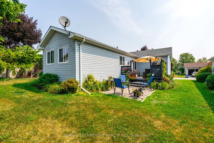 Photo 32 at 136 Glenariff Drive, Rural Flamborough, Hamilton