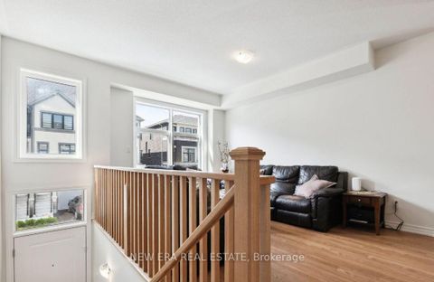 Photo 4 at 778 Kootenay Path, Donevan, Oshawa